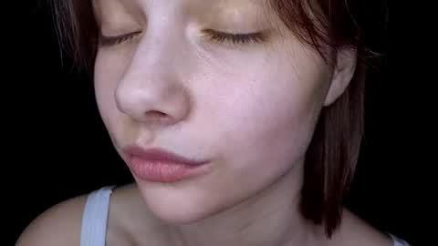 Luna online show from 04-16-26, 09:39