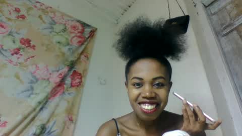 Snapshot of richetera chatting on 06-13-26, 08:56 richetera online show from 06-13-26, 08:56
