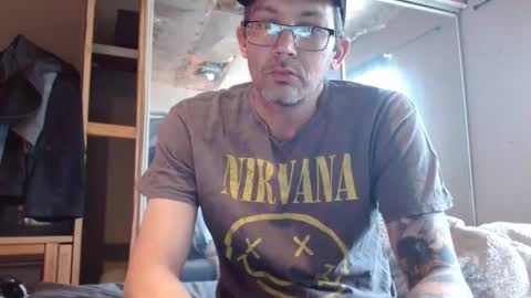 Snapshot of richi3richny chatting on 04-12-26, 05:40 Richie online show from 04-12-26, 05:40