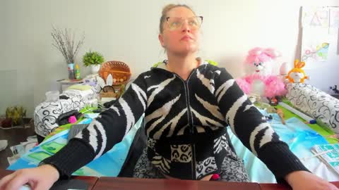 Anna - not anna - right Anna  online show from 04-09-26, 11:15