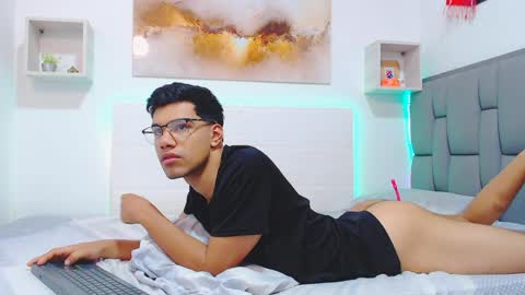 Ricki online show from 04-10-26, 04:44