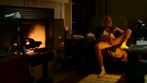 PINK HOLE TWINK online show from 02-26-26, 07:07