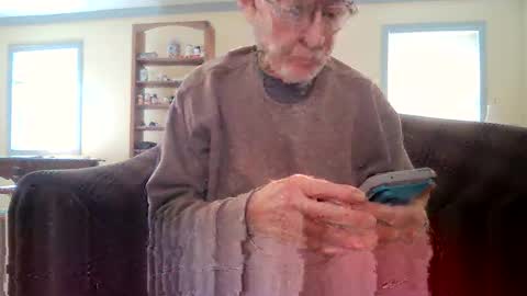 Snapshot of rico_y_suave_4u chatting on 04-04-26, 04:04 Easy if yun are good see my pics online show from 04-04-26, 04:04
