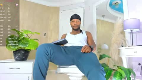 Snapshot of ricobrown777 chatting on 06-30-26, 04:02 RicoBrowm online show from 06-30-26, 04:02