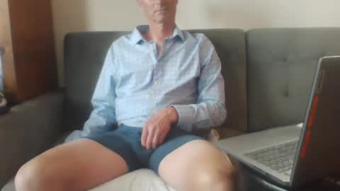 ridemehigh1 online show from 02-02-26, 03:44