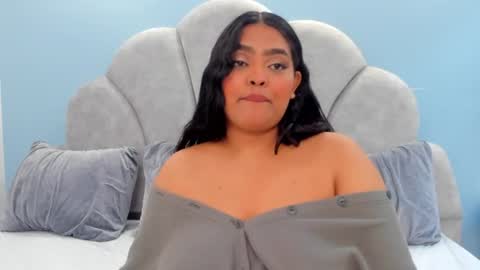 Snapshot of riley_dolly chatting on 07-19-26, 05:00 riley_dolly online show from 07-19-26, 05:00