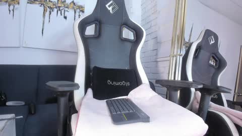 kamila online show from 12-24-24, 07:06