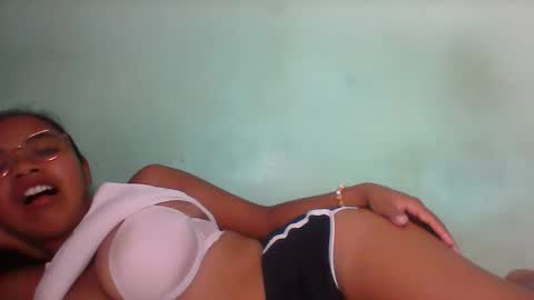 Snapshot of rinah856024 chatting on 05-02-26, 04:45 rinah856024 online show from 05-02-26, 04:45