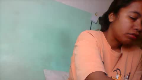 Snapshot of rinah856024 chatting on 05-28-26, 05:05 rinah856024 online show from 05-28-26, 05:05