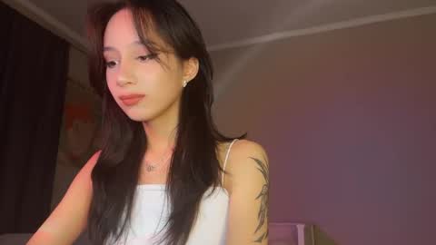 Snapshot of riricaa chatting on 04-08-26, 01:27 riricaa online show from 04-08-26, 01:27