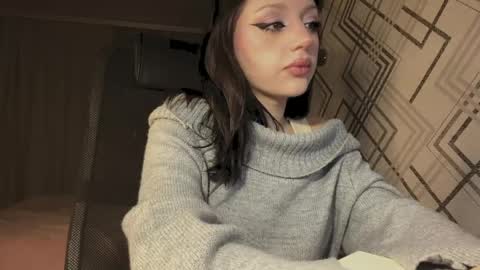 Nicole online show from 04-18-26, 04:44