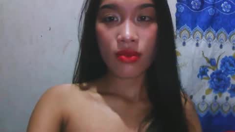 Snapshot of riyu77 chatting on 05-05-26, 10:45 riyu77 online show from 05-05-26, 10:45