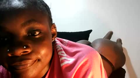 Snapshot of rlessing2 chatting on 05-17-26, 12:19 rlessing2 online show from 05-17-26, 12:19