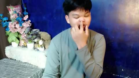 Snapshot of rnl_cum chatting on 04-26-26, 06:05 RICH MY GOAL online show from 04-26-26, 06:05