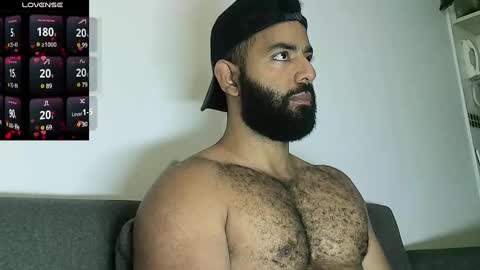 SebasRoa online show from 02-27-25, 02:10