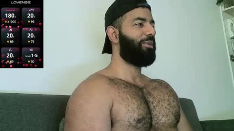 SebasRoa online show from 02-28-25, 02:31