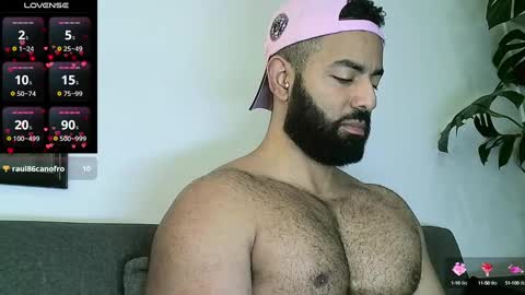 SebasRoa online show from 09-15-25, 03:23