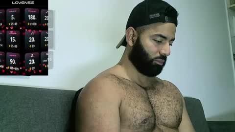 Snapshot of roa32sebas chatting on 05-26-26, 05:53 SebasRoa online show from 05-26-26, 05:53