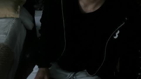 Snapshot of roan_birkin chatting on 03-15-26, 07:20 Roan Birkin online show from 03-15-26, 07:20