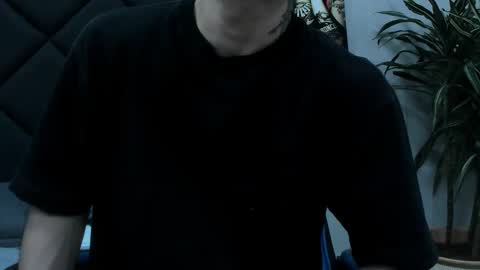 Snapshot of roan_birkin chatting on 03-21-26, 07:39 Roan Birkin online show from 03-21-26, 07:39