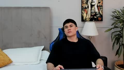 Roan Birkin online show from 05-01-26, 07:40