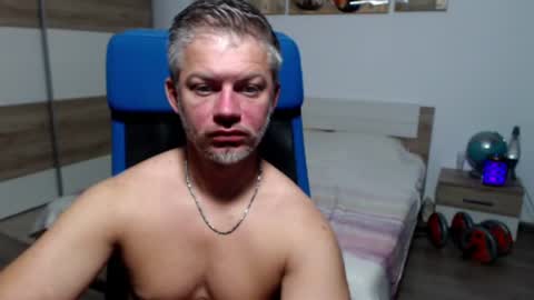 Snapshot of robbyshawz chatting on 07-20-26, 04:27 robbyshawz online show from 07-20-26, 04:27
