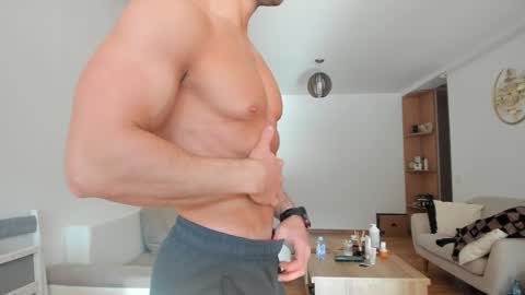 roberto4ever online show from 04-19-26, 06:02