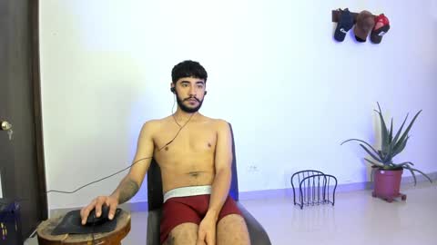 Snapshot of roberx_12 chatting on 02-05-25, 02:48 roberx_12 online show from 02-05-25, 02:48