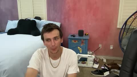 Snapshot of robwit8 chatting on 10-01-25, 07:36 Rob witha 8 online show from 10-01-25, 07:36