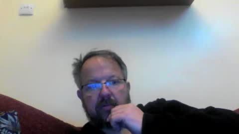 robxx32 online show from 05-17-26, 09:49