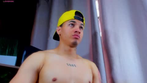 rocco_santos online show from 05-25-26, 06:25