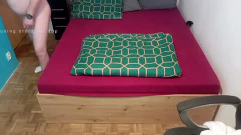 Snapshot of roccoandsamanthaxx chatting on 06-19-26, 05:28 Roccoandsamanthaxx online show from 06-19-26, 05:28