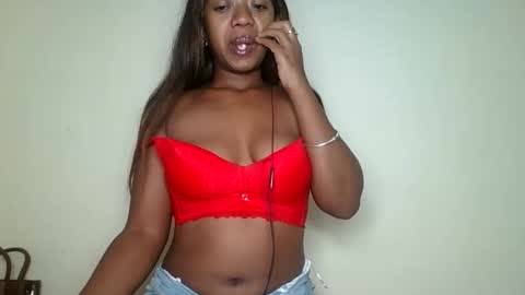 rochellinah online show from 06-04-26, 01:55