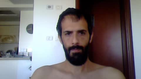 Snapshot of rockistman1 chatting on 01-11-26, 06:40 rockistman1 online show from 01-11-26, 06:40