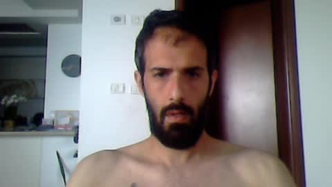 Snapshot of rockistman1 chatting on 04-13-26, 04:40 rockistman1 online show from 04-13-26, 04:40