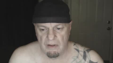 Snapshot of roinaz chatting on 12-13-24, 07:36 roinaz online show from 12-13-24, 07:36