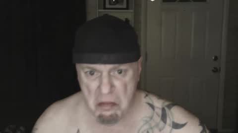 Snapshot of roinaz chatting on 12-25-24, 04:22 roinaz online show from 12-25-24, 04:22