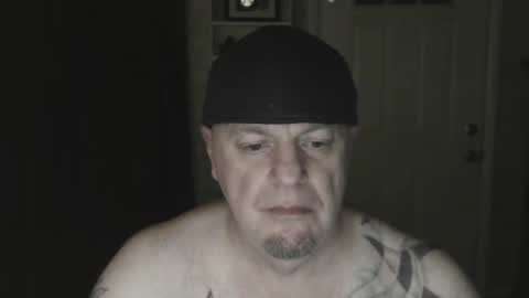 Snapshot of roinaz chatting on 12-26-24, 04:21 roinaz online show from 12-26-24, 04:21