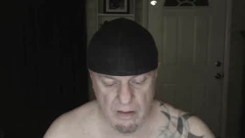 Snapshot of roinaz chatting on 12-29-24, 04:48 roinaz online show from 12-29-24, 04:48