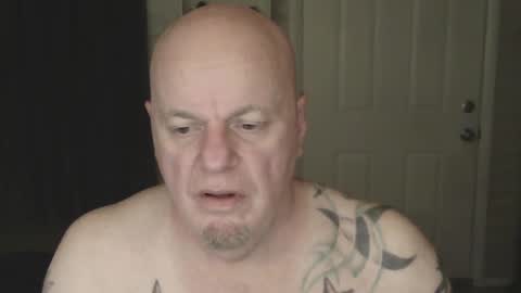 Snapshot of roinaz chatting on 02-12-25, 08:18 roinaz online show from 02-12-25, 08:18