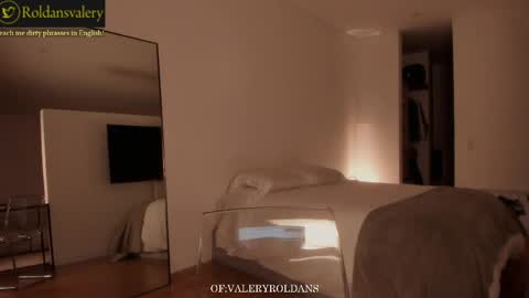 Snapshot of roldansvalery chatting on 05-05-26, 02:41 Valery Roldans online show from 05-05-26, 02:41