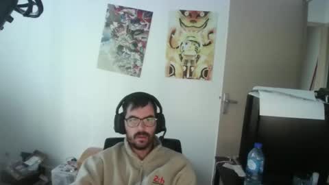 Snapshot of romainb72 chatting on 05-14-26, 05:36 romainb72 online show from 05-14-26, 05:36