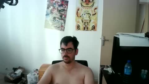Snapshot of romainb72 chatting on 05-29-26, 08:12 romainb72 online show from 05-29-26, 08:12