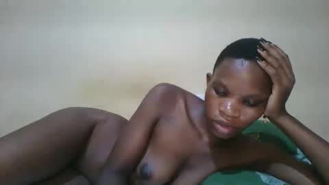 Snapshot of romantic2u4 chatting on 02-15-26, 04:03 Emma online show from 02-15-26, 04:03