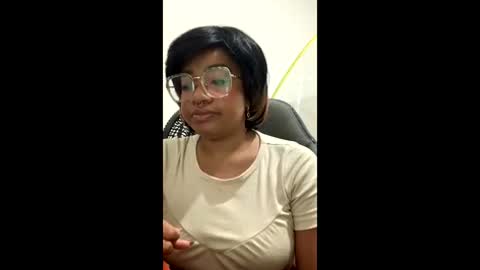 Is A Belle online show from 02-11-26, 04:23