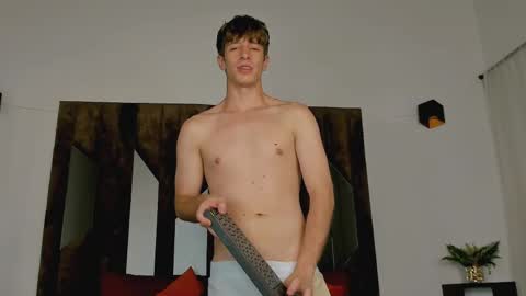 Romeo Ricci online show from 05-27-26, 01:57