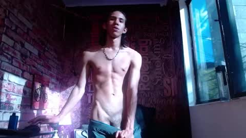 Snapshot of ronymiller_1 chatting on 12-08-24, 08:47 RonyMiller 1 online show from 12-08-24, 08:47