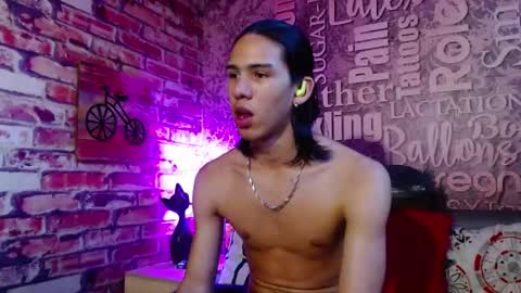 Snapshot of ronymiller_1 chatting on 12-26-24, 07:16 RonyMiller 1 online show from 12-26-24, 07:16