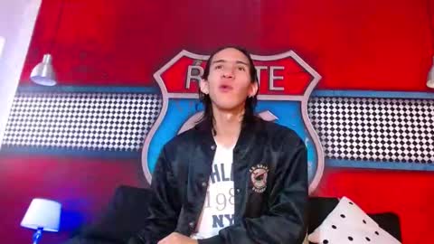 Snapshot of ronymiller_1 chatting on 01-08-25, 03:39 RonyMiller 1 online show from 01-08-25, 03:39