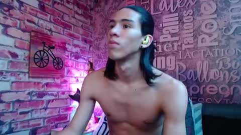 Snapshot of ronymiller_1 chatting on 01-24-25, 05:00 RonyMiller 1 online show from 01-24-25, 05:00